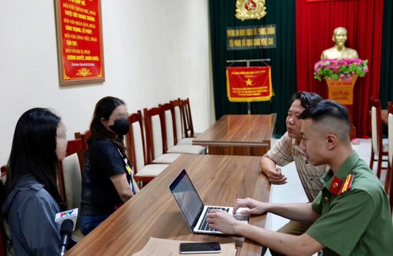 Công an tỉnh Phú Thọ vừa giải cứu thành công một cháu gái 18 tuổi nghi bị nhóm người lạ tổ chức “b.ắ.t c.ó.c online”