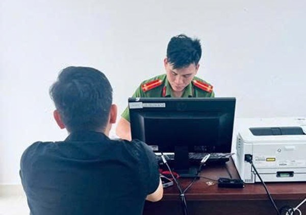 Đăng tin lên mạng xã hội x-úc p-hạm danh dự vợ cũ, bị công an xử phạt 7,5 triệu đồng