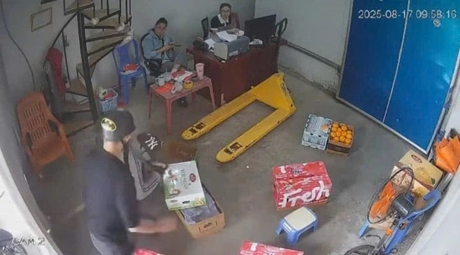 Đối tượng bị bắt sau khi cầm d.a.o xông vào nhà c.h.é.m 3 người bị thương