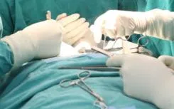 Bệnh viện Trung ương vừa cứu sống thành công bệnh nhân bị thủng gan, tim và ngừng tuần hoàn 3 lần