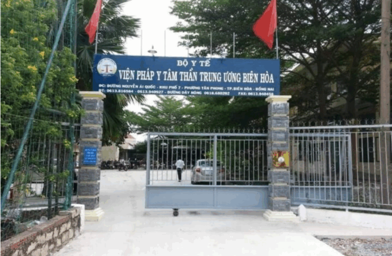 Hai cựu Viện trưởng nhận hối lộ để ‘biến’ tội phạm thành bệnh nhân t-âm -thần