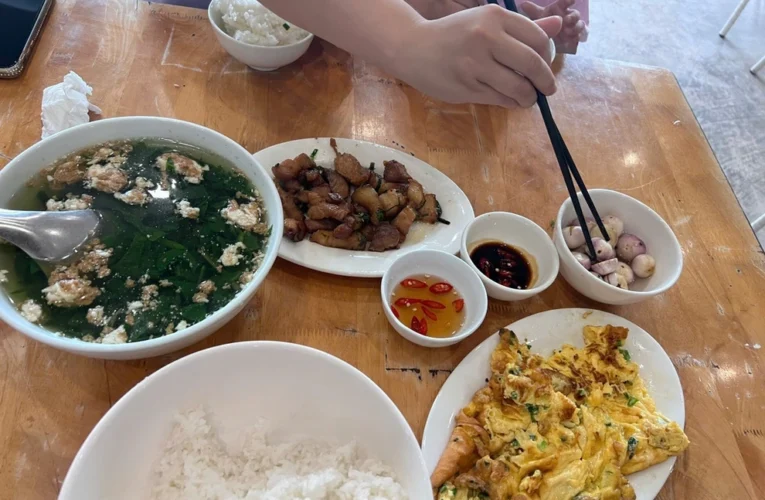 Vụ khách ăn hải sản 13,5 triệu đồng ở Hạ Long: Phạt nhà hàng 750.000 đồng